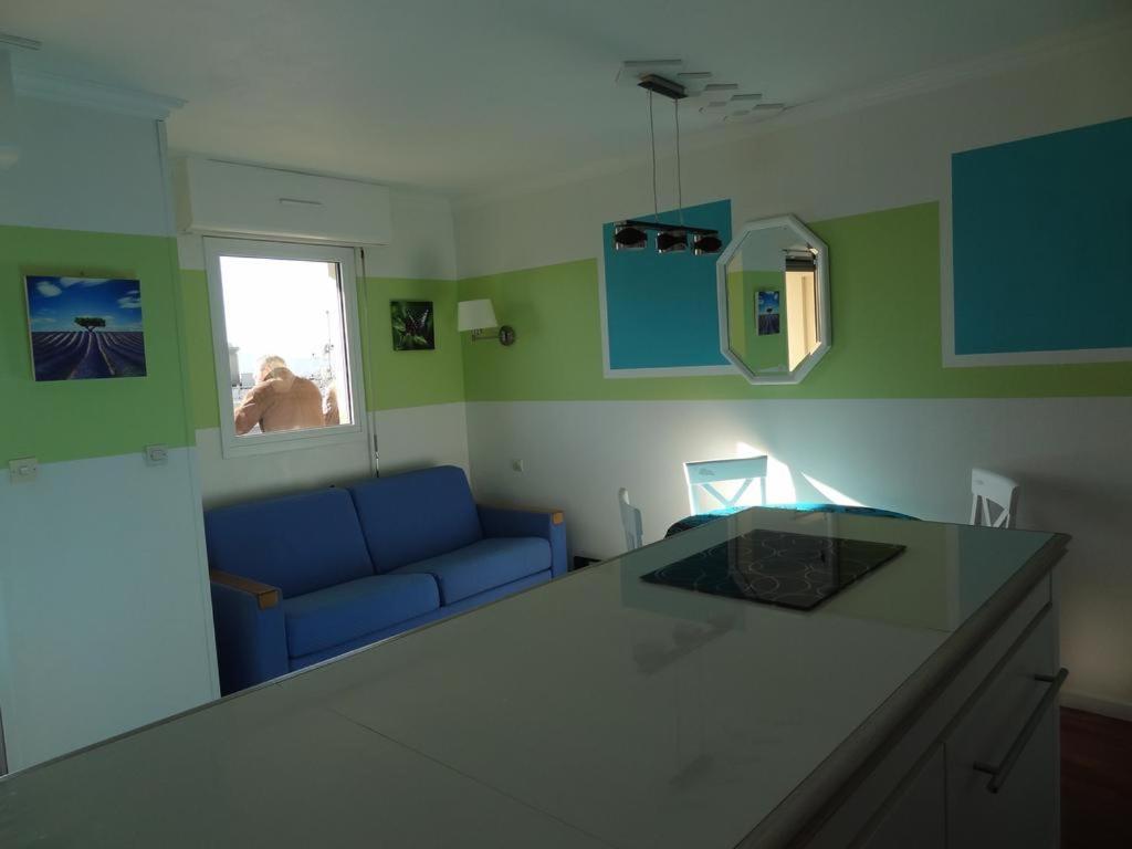 Appartement Promenade Des Bains Saint-Raphaël Εξωτερικό φωτογραφία